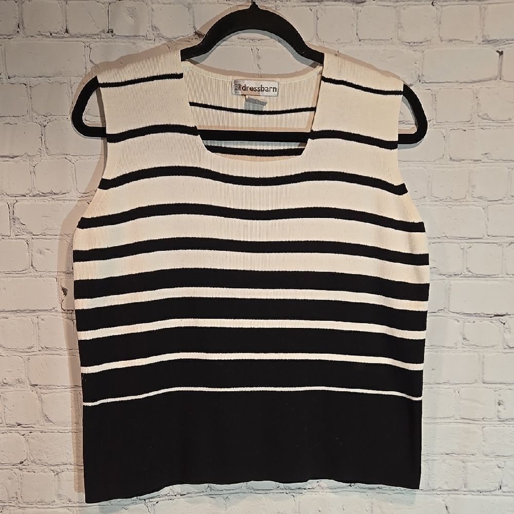 Dressbarn Black And White Sweater Tank Size L